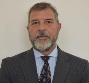 Dr. Gilberto Pereyra Montenegro - Miembro Titular