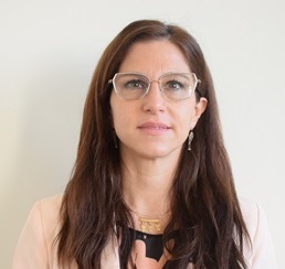 Dra. Marcela Luján Torres Cappiello - Miembro Suplente
